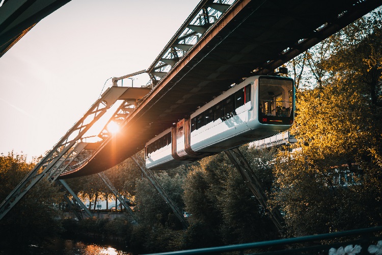 Die Schwebebahn in Wupertal.